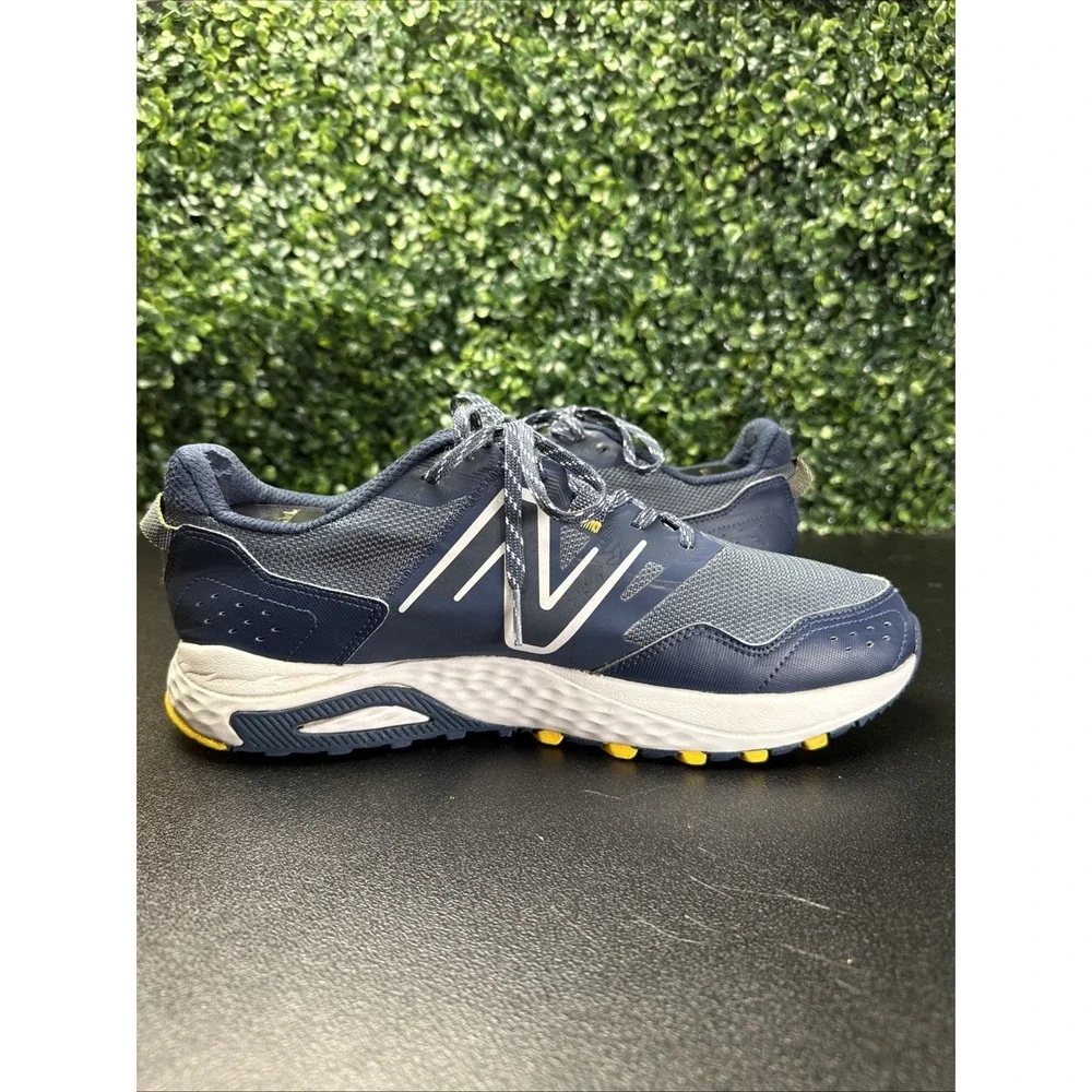 New Balance 410v8 Trail Running Shoes Men's Size 9.5-10